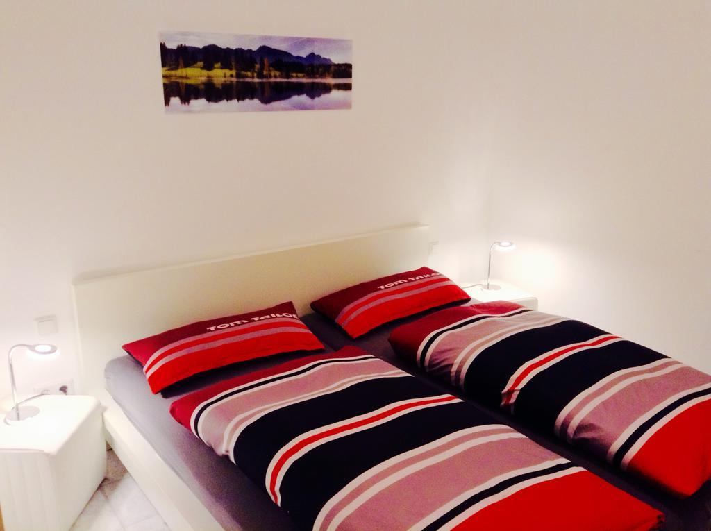 Apartmán Am Park Garmisch-Partenkirchen Pokoj fotografie